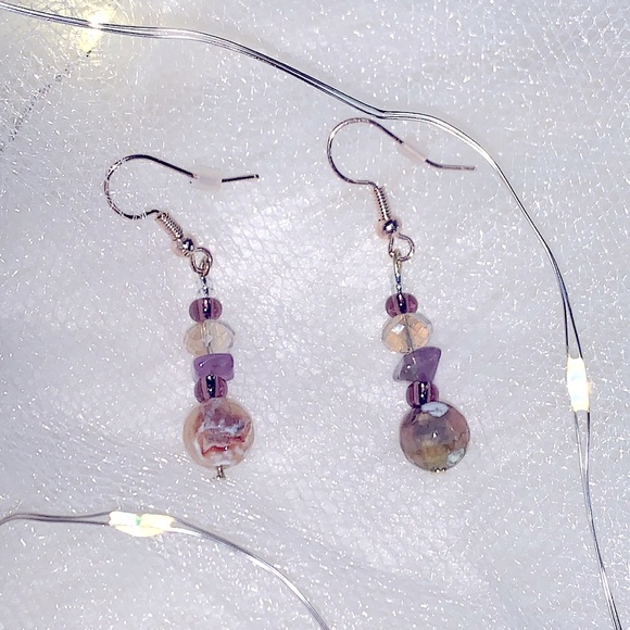 New Beautifully Handcrafted Beaded Dangle Earrings w/Natural Healing Properties - Picture 5 of 13
